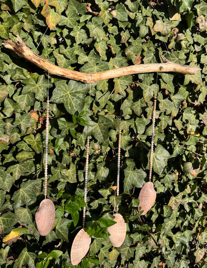Pearl Hanger
